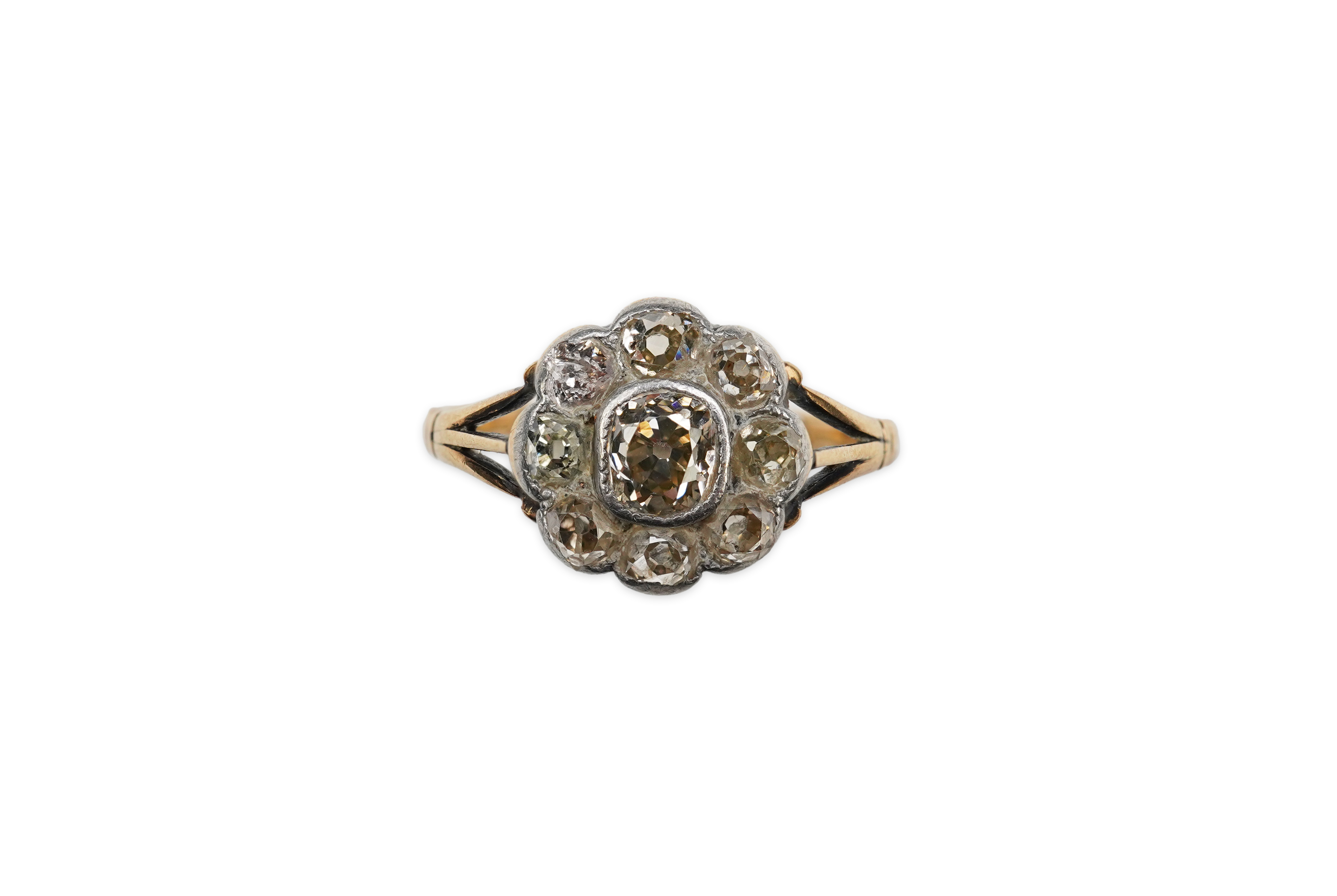 A diamond cluster ring, early 20th century
